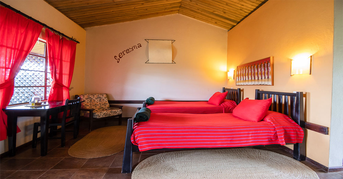 Rhino-Lodge-room-interior-twin-bedroom-set-up